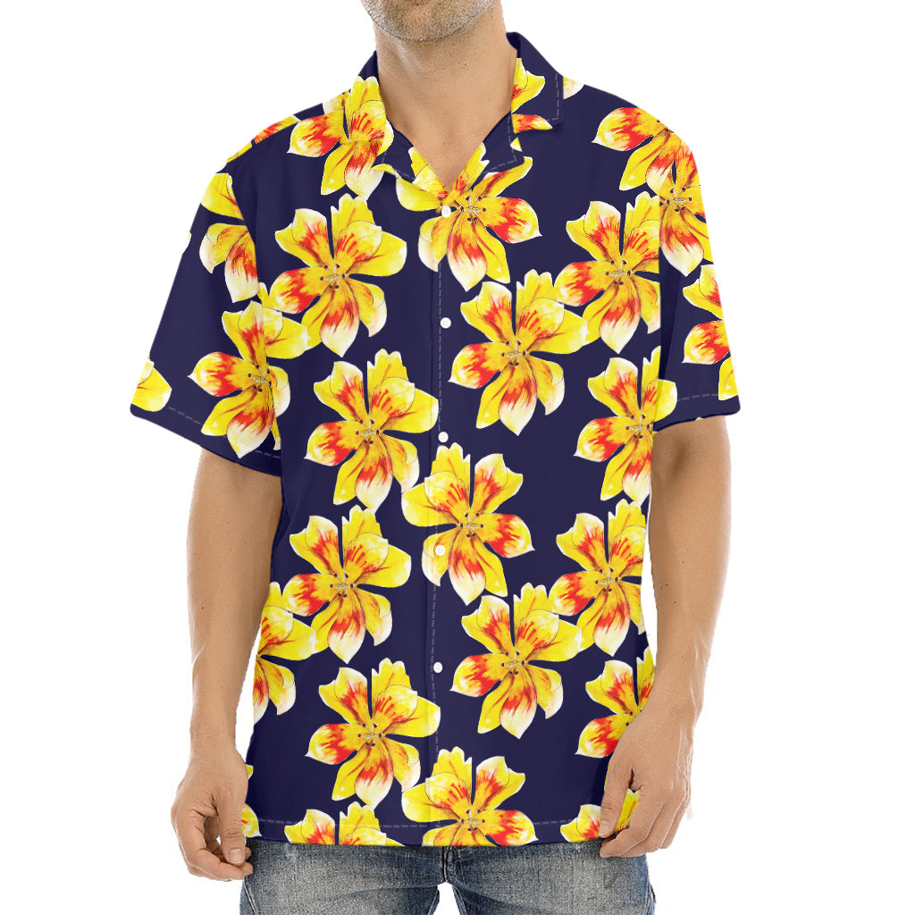 Yellow Watercolor Lily Pattern Print Aloha Shirt
