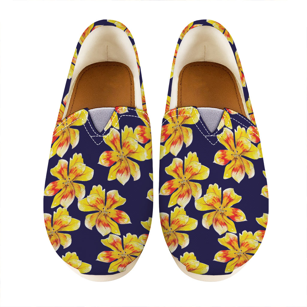 Yellow Watercolor Lily Pattern Print Casual Shoes