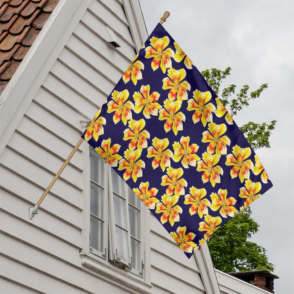 Yellow Watercolor Lily Pattern Print House Flag