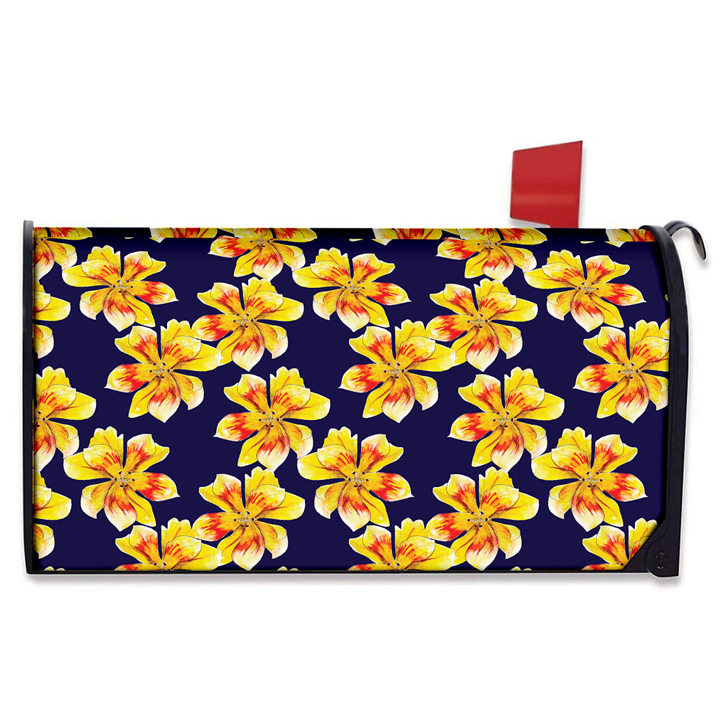 Yellow Watercolor Lily Pattern Print Mailbox Cover