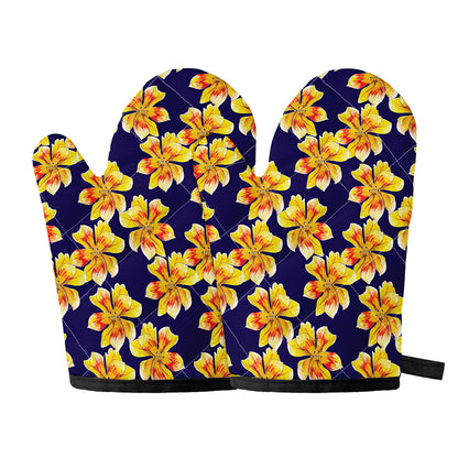 Yellow Watercolor Lily Pattern Print Oven Mitts