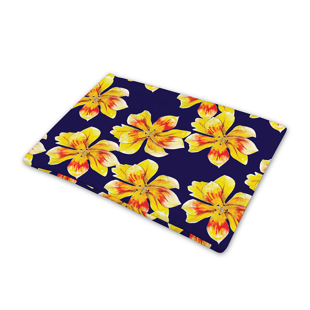 Yellow Watercolor Lily Pattern Print Pet Cooling Mat Cover