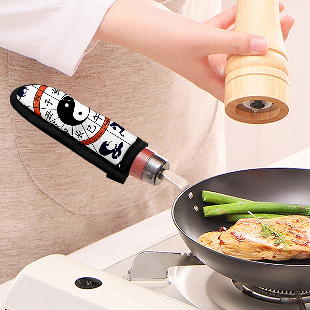 Yin Yang Chinese Zodiac Wheel Print Skillet Handle Cover