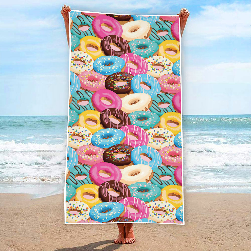 Yummy Donut Pattern Print Beach Towel