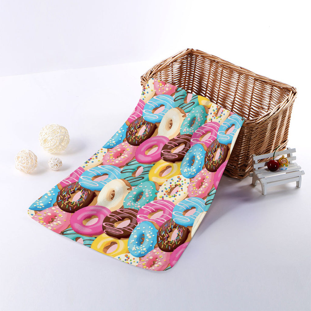 Yummy Donut Pattern Print Towel