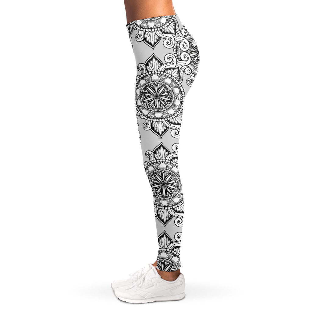 Zentangle Floral Pattern Print Women's Leggings