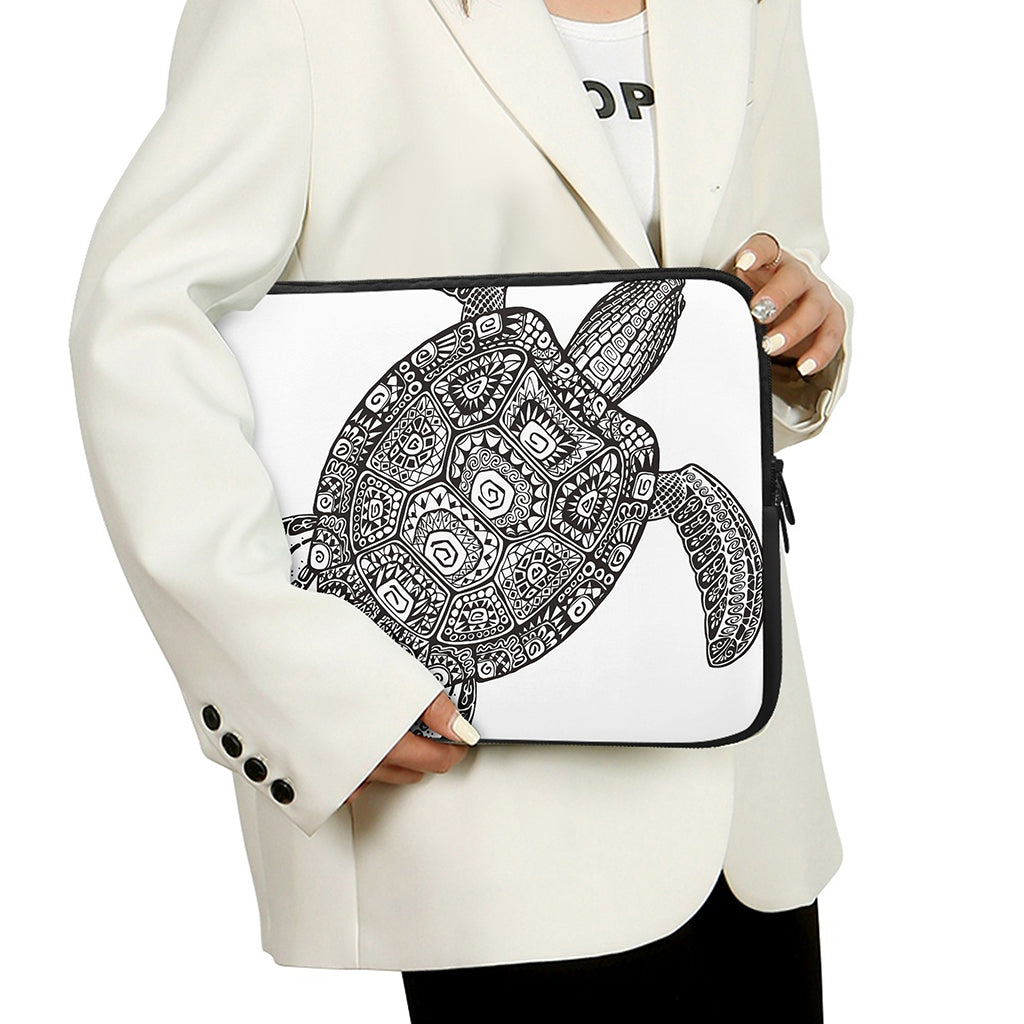 Zentangle Sea Turtle Print Laptop Sleeve