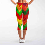 Zig Zag Reggae Pattern Print Women's Capri Leggings