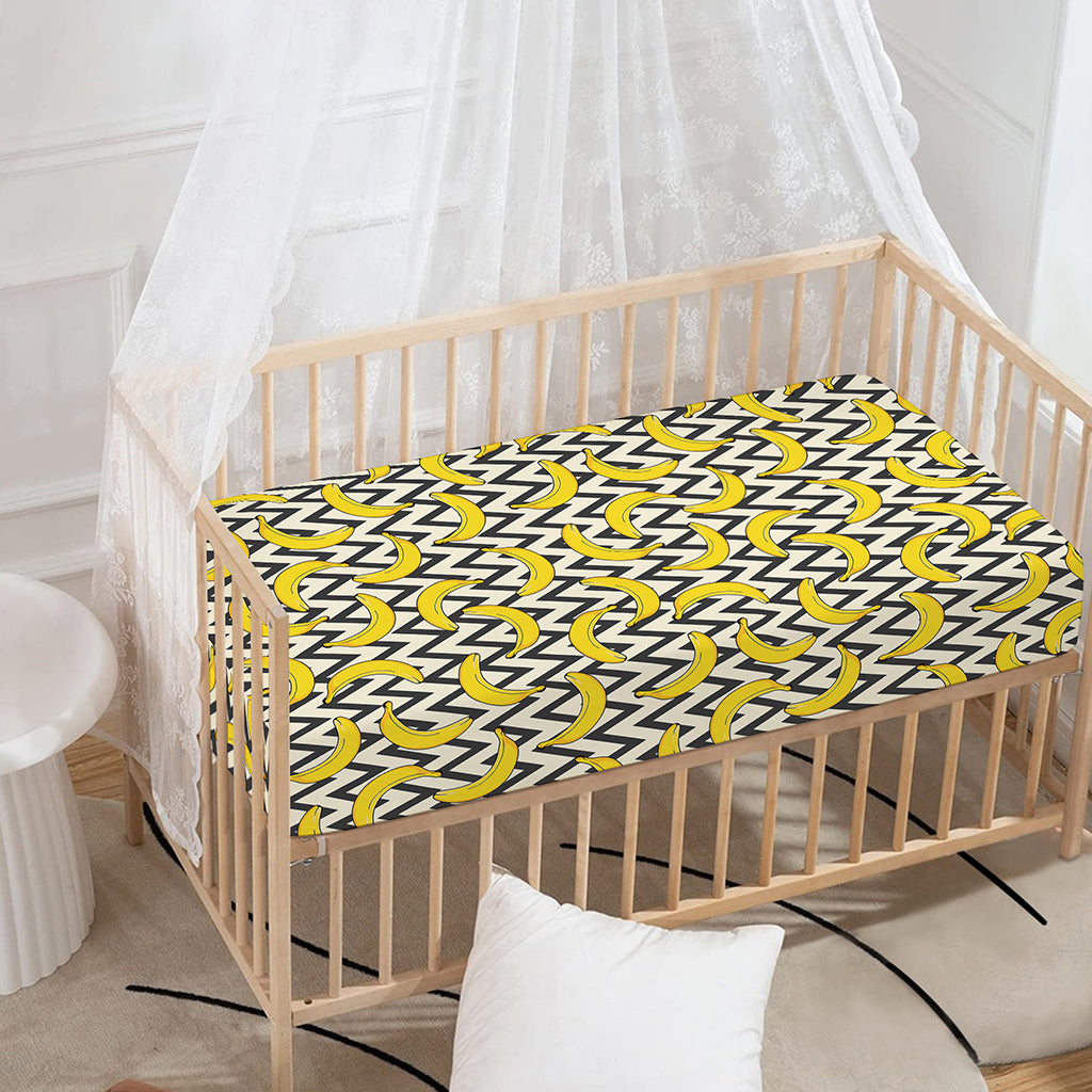 Zigzag Banana Pattern Print Baby Crib Sheet