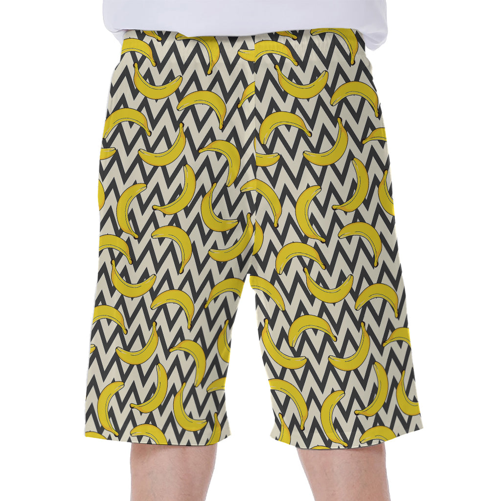 Zigzag Banana Pattern Print Men's Beach Shorts