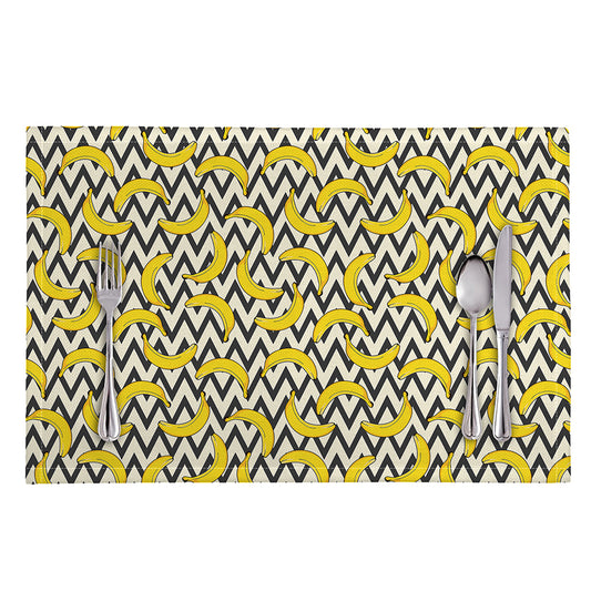 Zigzag Banana Pattern Print Placemat