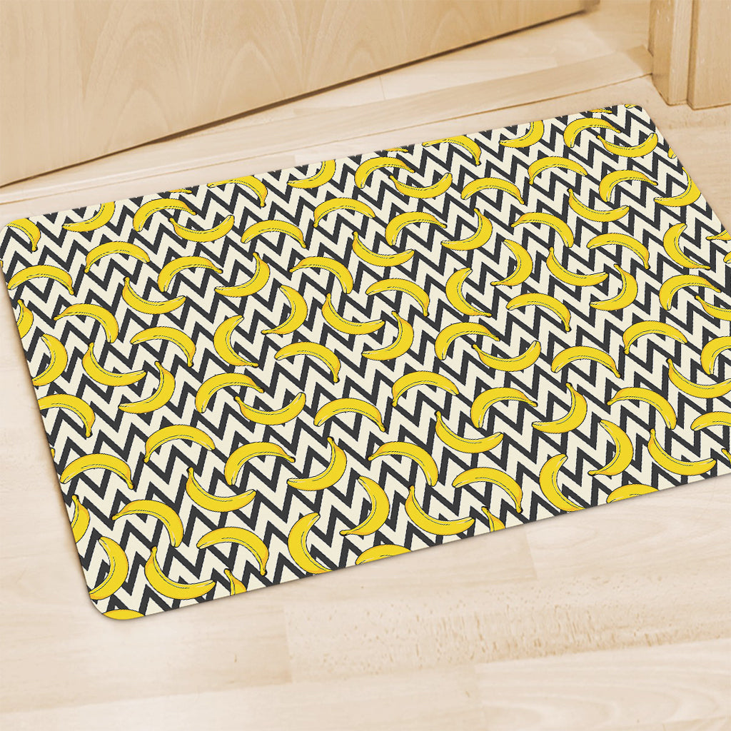 Zigzag Banana Pattern Print Polyester Doormat