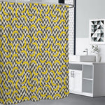 Zigzag Banana Pattern Print Shower Curtain