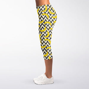 Zigzag Banana Pattern Print Women's Capri Leggings