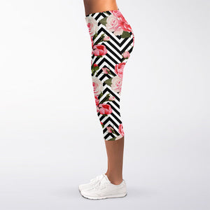 Zigzag Peony And Rose Pattern Print Women's Capri Leggings