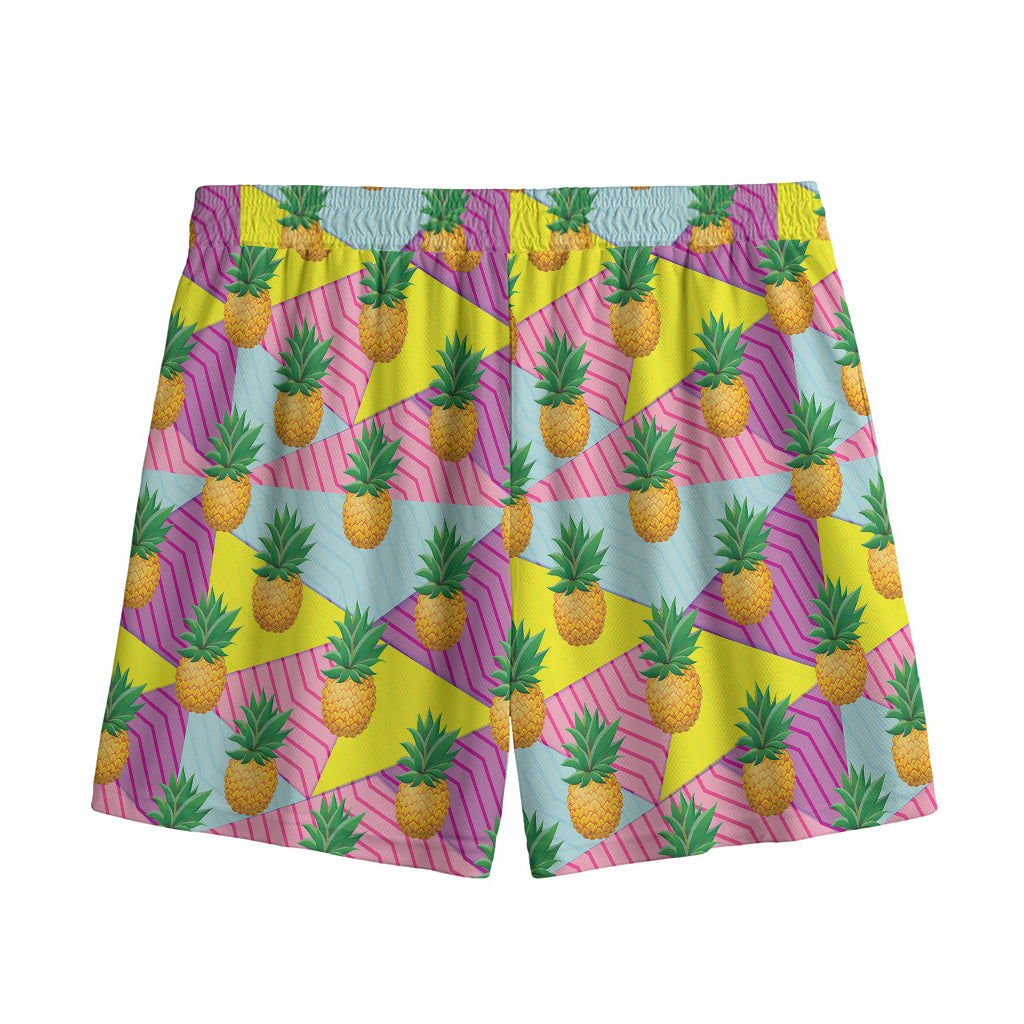 Zigzag Pineapple Pattern Print Mesh Shorts