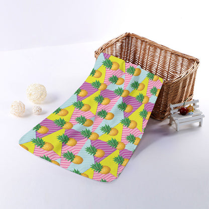 Zigzag Pineapple Pattern Print Towel