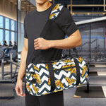Zigzag Pizza Pattern Print Gym Bag