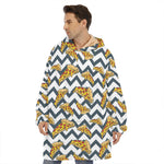 Zigzag Pizza Pattern Print Hoodie Blanket