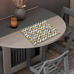 Zigzag Pizza Pattern Print Placemat