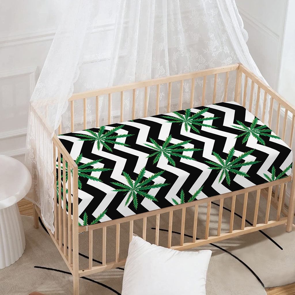 Zigzag Weed Pattern Print Baby Crib Sheet