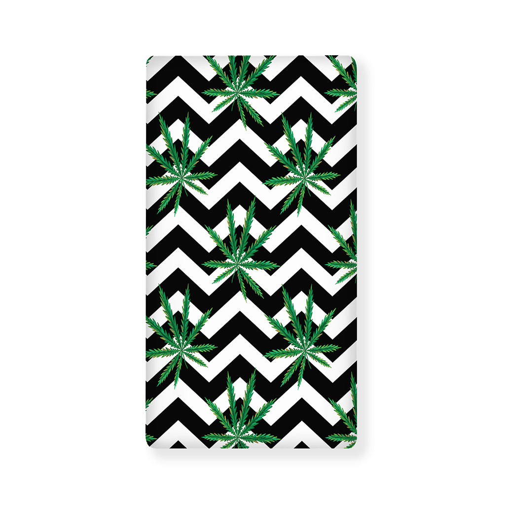 Zigzag Weed Pattern Print Baby Crib Sheet