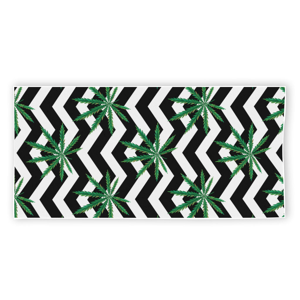 Zigzag Weed Pattern Print Beach Towel