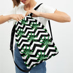 Zigzag Weed Pattern Print Drawstring Backpack