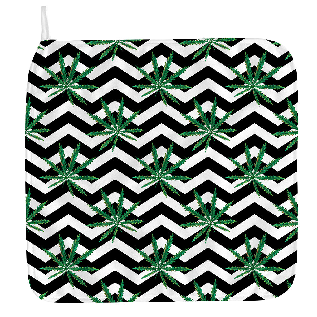 Zigzag Weed Pattern Print Hand Towel