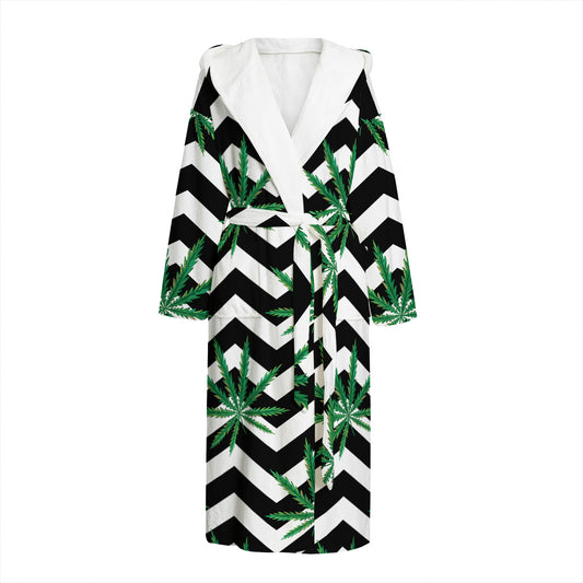 Zigzag Weed Pattern Print Hooded Bathrobe