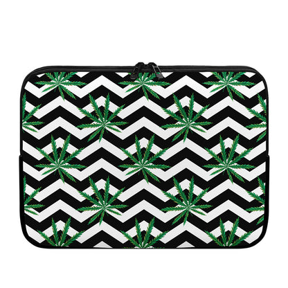 Zigzag Weed Pattern Print Laptop Sleeve