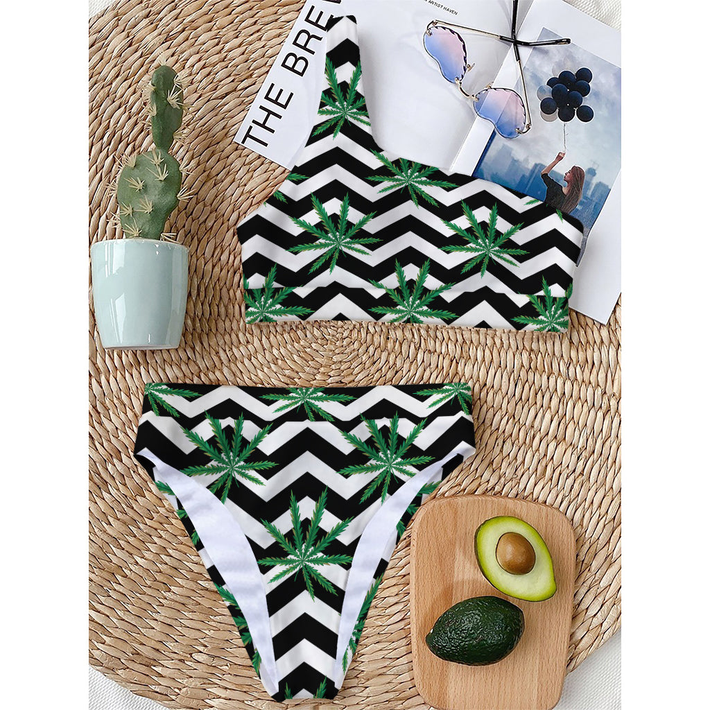 Zigzag Weed Pattern Print One Shoulder Bikini Top
