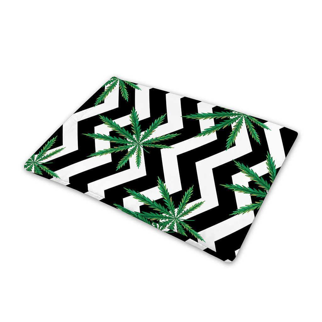 Zigzag Weed Pattern Print Pet Cooling Mat Cover