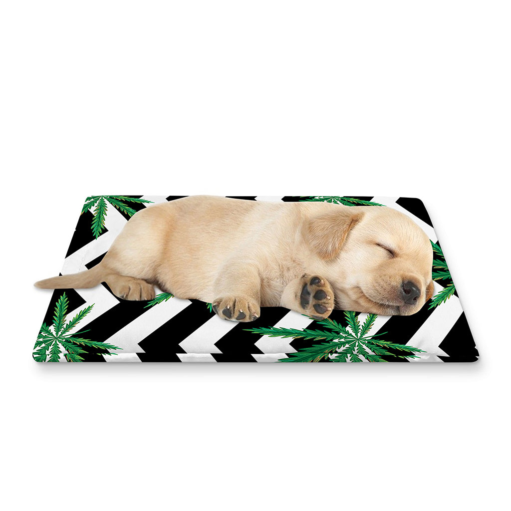 Zigzag Weed Pattern Print Pet Cooling Mat Cover