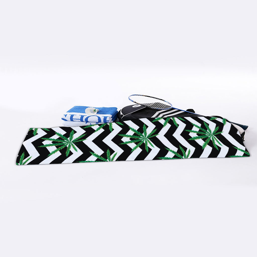 Zigzag Weed Pattern Print Sports Towel