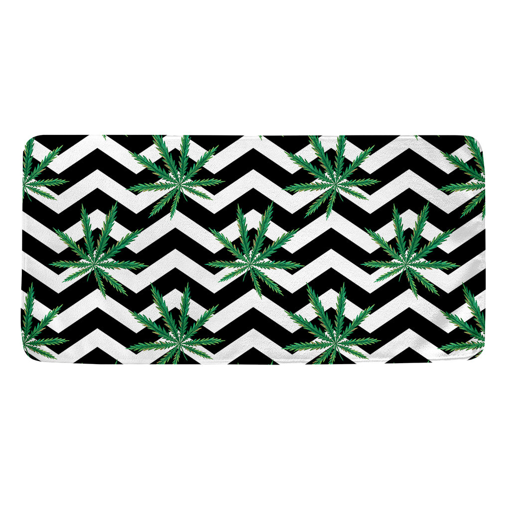 Zigzag Weed Pattern Print Towel