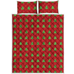 8-Bit Pixel Christmas Tree Pattern Print Quilt Bed Set