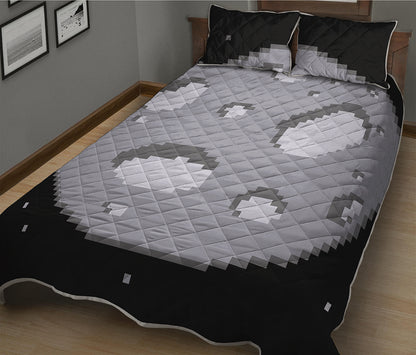 8-Bit Pixel Moon Print Quilt Bed Set