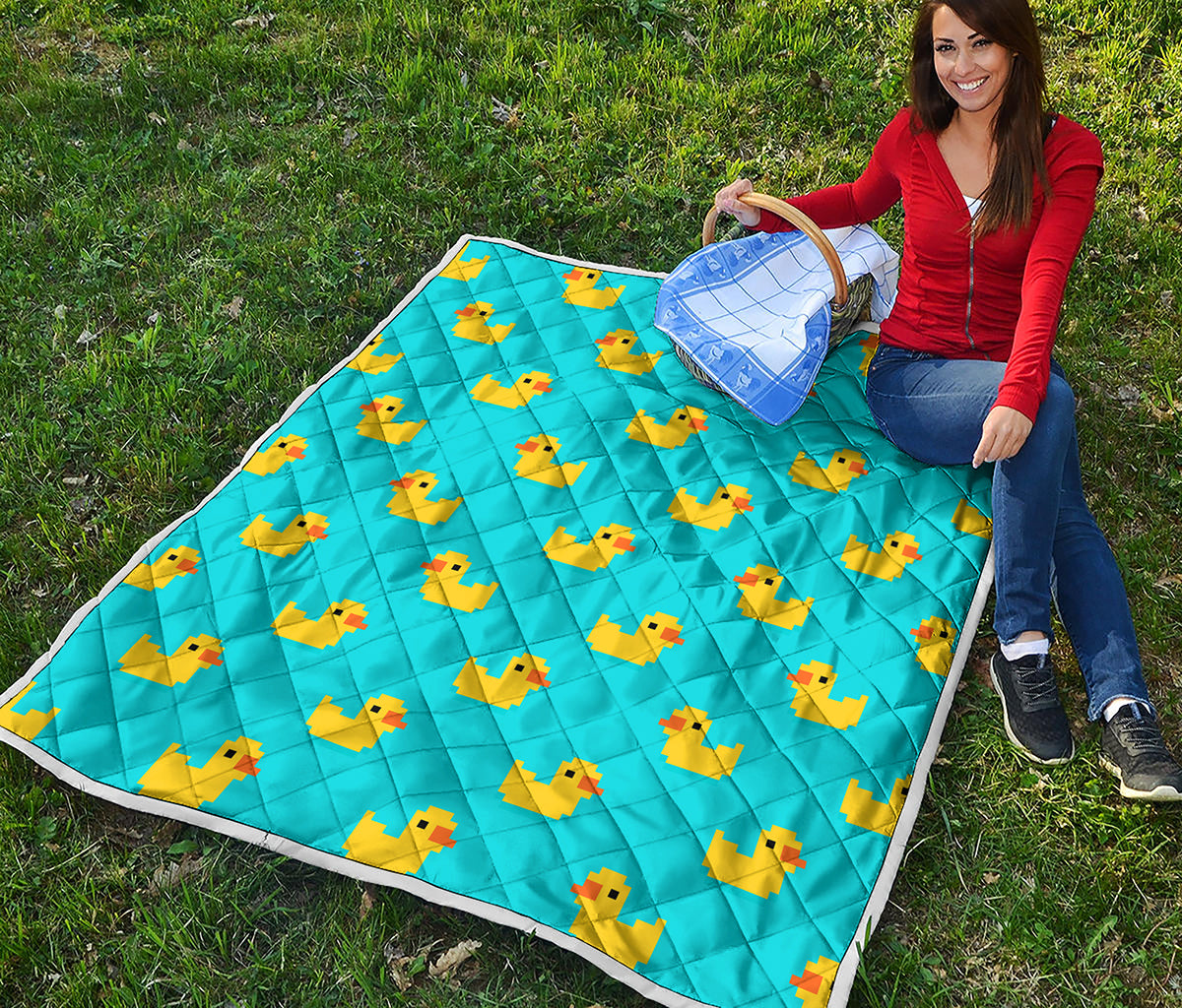 8-Bit Rubber Duck Pattern Print Quilt