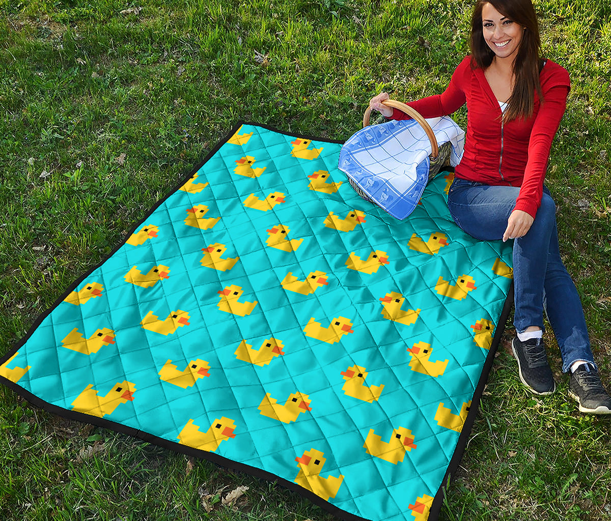 8-Bit Rubber Duck Pattern Print Quilt