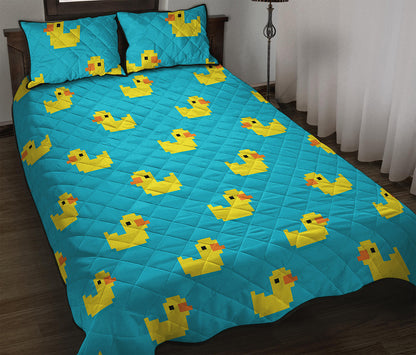 8-Bit Rubber Duck Pattern Print Quilt Bed Set