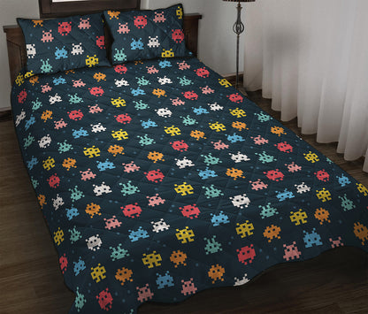 8-Bit Video Game Monsters Pattern Print Quilt Bed Set