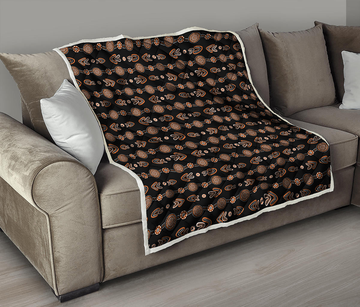 Aboriginal Boomerang Pattern Print Quilt