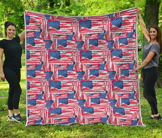 Abstract American Flag Print Quilt