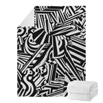 Abstract Dazzle Pattern Print Blanket