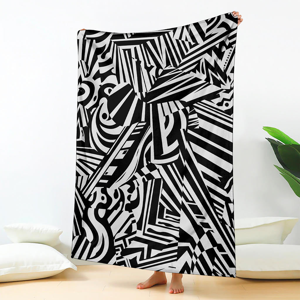 Abstract Dazzle Pattern Print Blanket