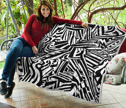 Abstract Dazzle Pattern Print Quilt