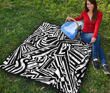 Abstract Dazzle Pattern Print Quilt