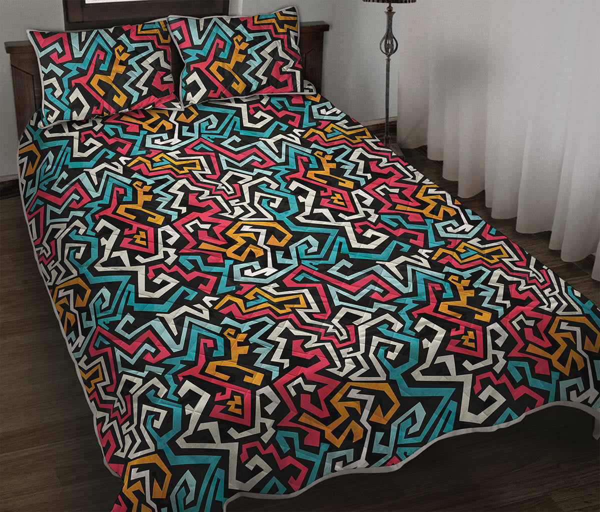 Abstract Funky Pattern Print Quilt Bed Set