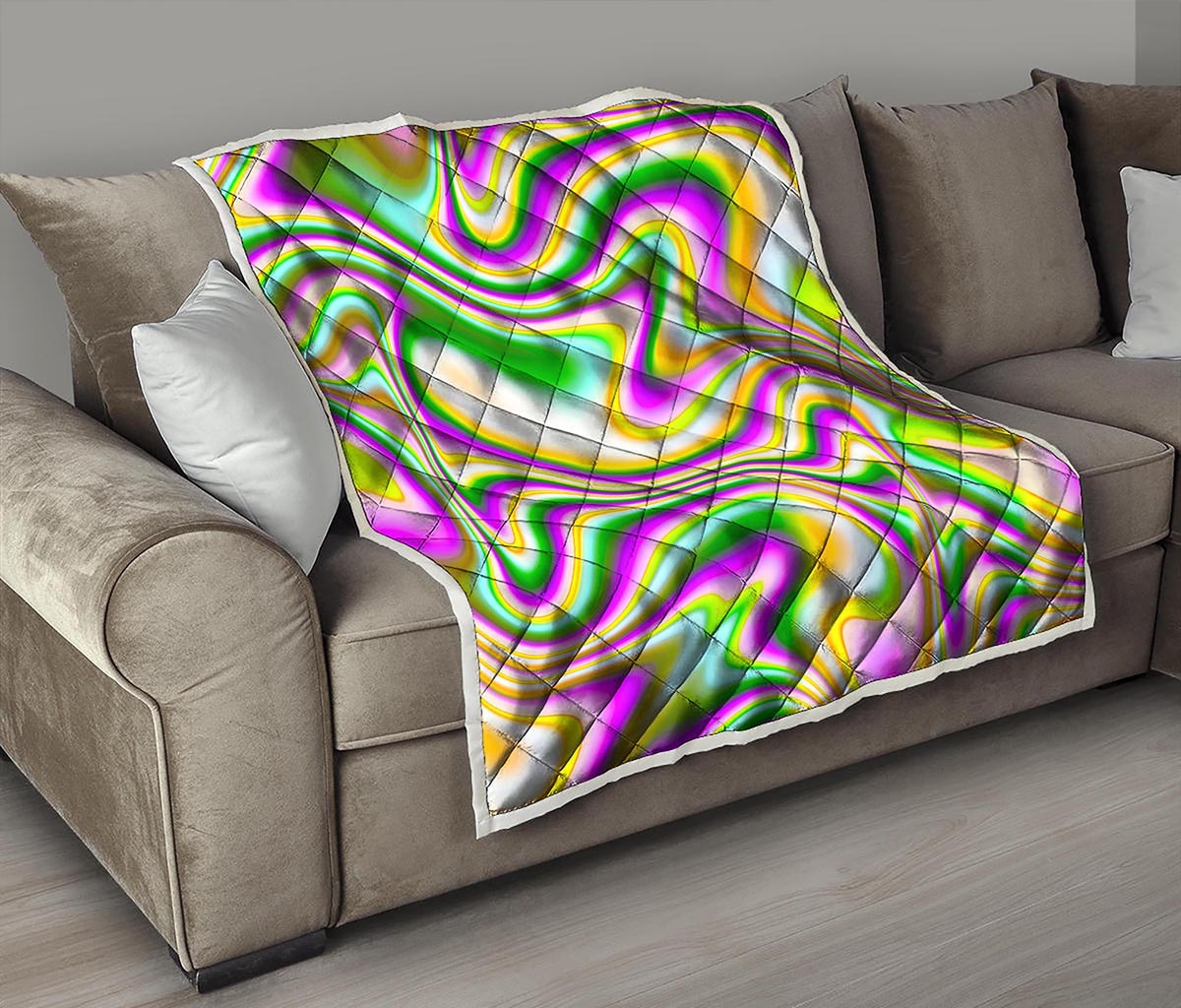Abstract Holographic Liquid Trippy Print Quilt